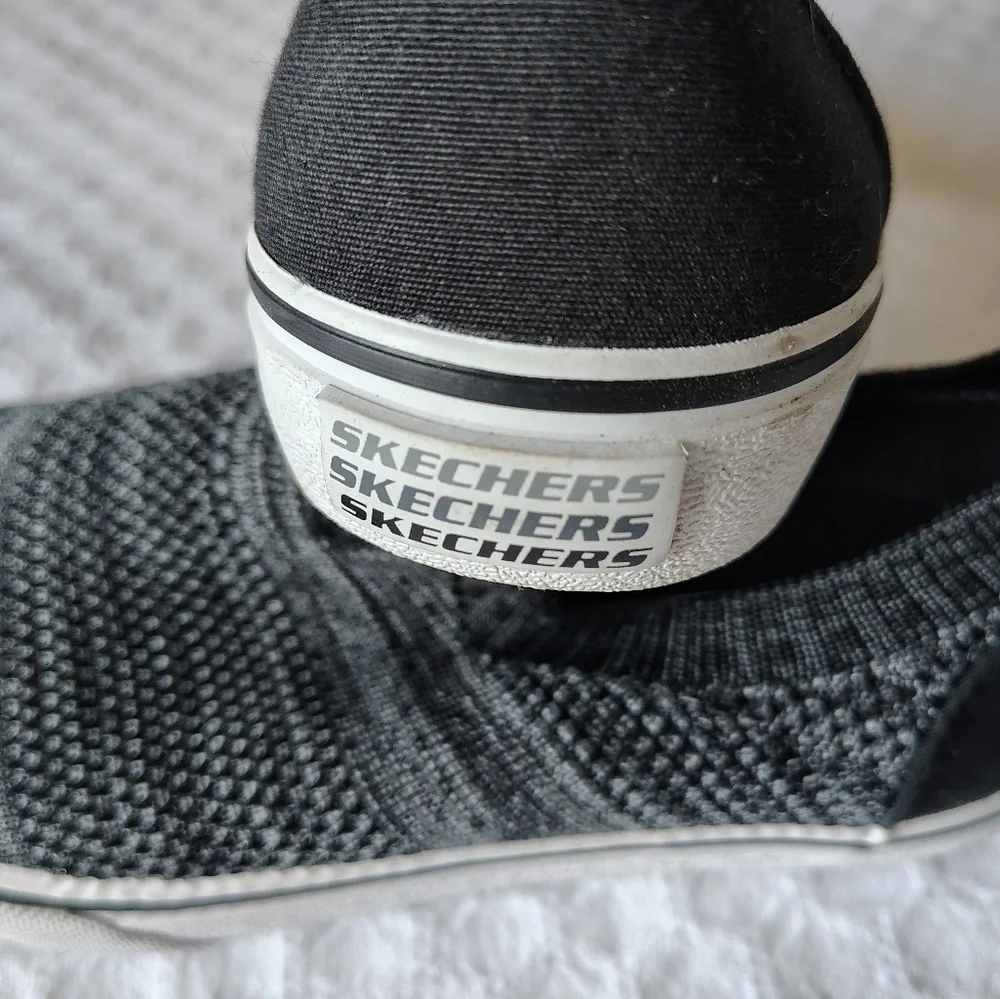 Skechers Air Cooled Memory Foam Black Slip-On Shoes Kid's Size 1